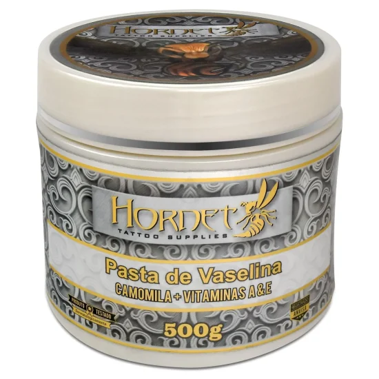 Vaselina Deslizante - Hornet Tattoo Com Camomila e Vitaminas - 500G