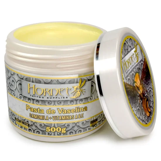 Vaselina Deslizante - Hornet Tattoo Com Camomila e Vitaminas - 500G
