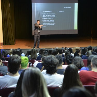 Sucesso no 9� Encontro de Extens�o da USC!