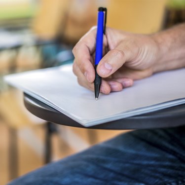 Inscri��es abertas para Prova de Sufici�ncia de Estudos em L�ngua Estrangeira - Ingl�s