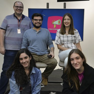 Projeto de Extens�o da USC promove canal �Publicit�rios S.A.� no YouTube