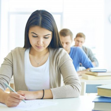 Inscri��es abertas para Prova de Sufici�ncia de Estudos em L�ngua Estrangeira - Ingl�s