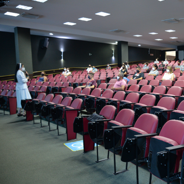 Reitora do UNISAGRADO apresenta Plano de Metas e Orienta��es para 2021 aos colaboradores