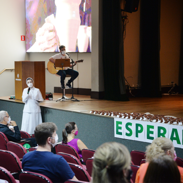 UNISAGRADO promoveu a 48� Semana de Estudos do Corpo Docente