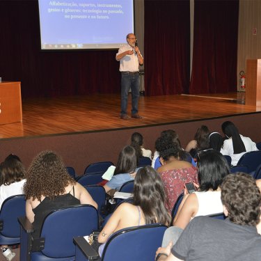 Jornada de Pedagogia trouxe palestras, minicursos e apresenta��o de banners