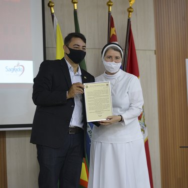 Instituto das Ap�stolas do Sagrado Cora��o de Jesus recebe mo��o de aplauso da C�mara Municipal de Bauru