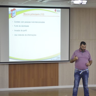 Terceira Idade e a seguran�a de informa��es pessoais na internet
