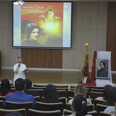 6� catequese em prepara��o � Beatifica��o de Madre Cl�lia na USC
