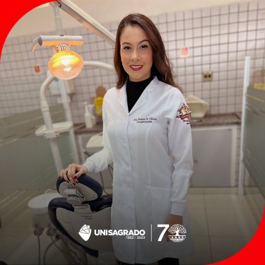 Egressa de Odontologia � aprovada em primeiro lugar na USP