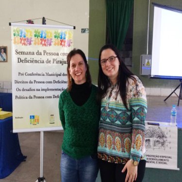 Professora de Terapia Ocupacional participa da Semana da Pessoa com Defici�ncia