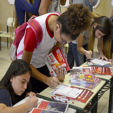 1� F�rum Vocacional da Etec de Lins