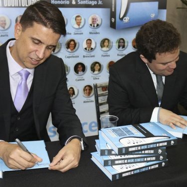Professor lan�a livro de revis�o sistem�tica em Odontologia