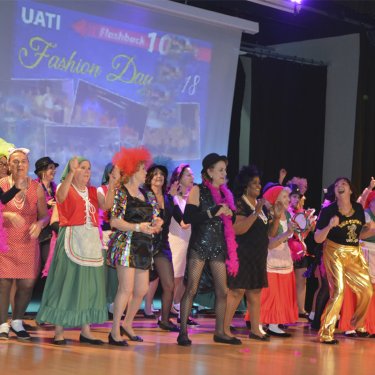 Emo��o e alegria marcam 10� UATI Fashion Day da USC