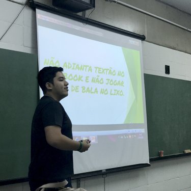 Projetos de extens�o RP Comunica e Reger realizam atividade de sensibiliza��o