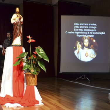 Missa em honra ao Sagrado Cora��o de Jesus