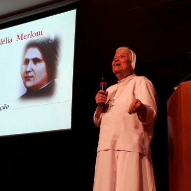 Irm� Jacinta Turolo ministrar� palestra no 6� SILE