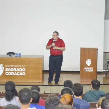 1� Redescobrindo o Brasil: a (des) constru��o da atual crise brasileira