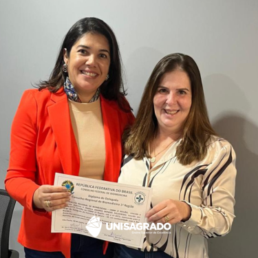 Professora do UNISAGRADO integra Conselho de Biomedicina e fortalece forma��o acad�mica