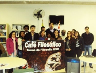 Curso de Filosofia da USC promoveu Caf� Filos�fico em Escola Estadual de Bauru