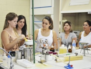 Sucesso na 9� Jornada de Farm�cia