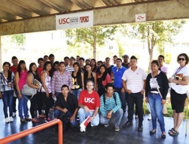 Estudantes ind�genas visitaram a USC