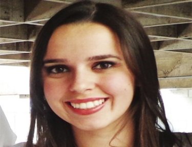 Egressa da USC � aprovada em programa de aprimoramento na Unesp de Botucatu 