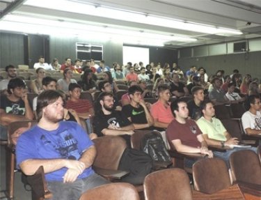 Cursos de Administra��o e Ci�ncia da Computa��o da USC participam de palestra sobre Software de Gest�o Empresarial