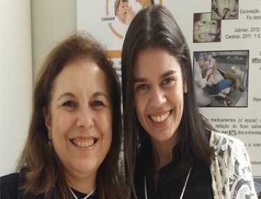 Professora do Mestrado em Fisioterapia da USC recebe Men��o Honrosa em Simp�sio