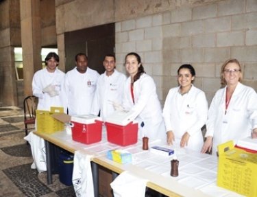 USC realizou Campanha de Vacina��o contra gripe