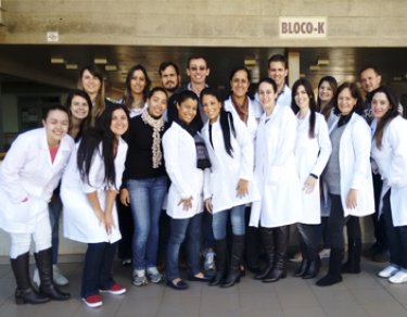 USC formou mais uma turma de especialistas em An�lises Cl�nicas