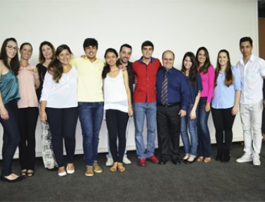 Curso de Odontologia realizou simp�sio sobre Traumatismo Dentoalveolar
