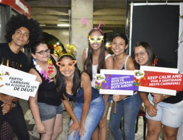 Estudantes participam da &ldquo; Folia do Bem &rdquo; na USC