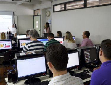 USC realizou treinamento presencial para uso do Portal de Peri�dicos