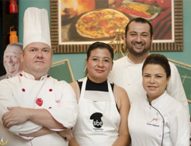 Coordenador do curso de Gastronomia participa como j�ri em concurso de culin�ria