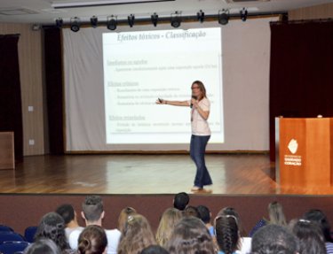 USC promoveu palestra sobre impactos ambientais e as consequ�ncias na sa�de