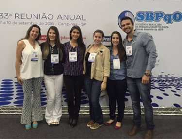 Estudantes e professores da USC participaram da 33� Reuni�o Anual da Sociedade Brasileira de Pesquisa Odontol�gica