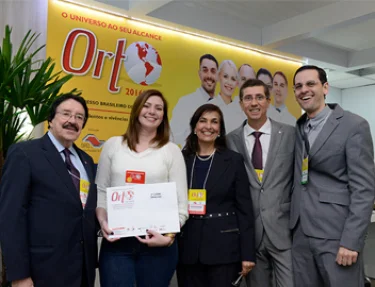 Professor e mestranda da USC participaram do 20 Congresso Brasileiro de Ortodontia