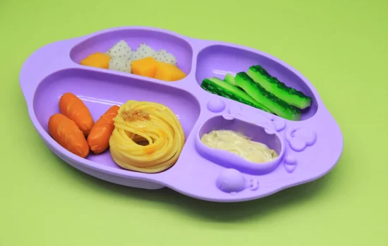 Prato com Suco e 4 Compartimentos Baleia