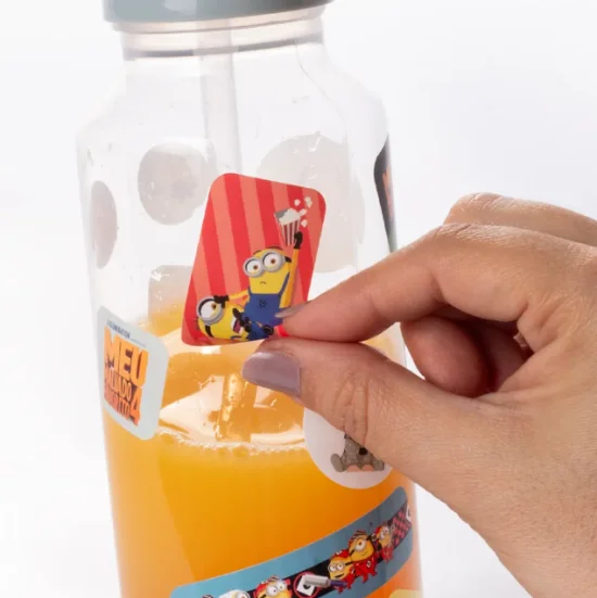Garrafa Fun com Tampa Automtica e Adesivos Minions 600 ml - 016707