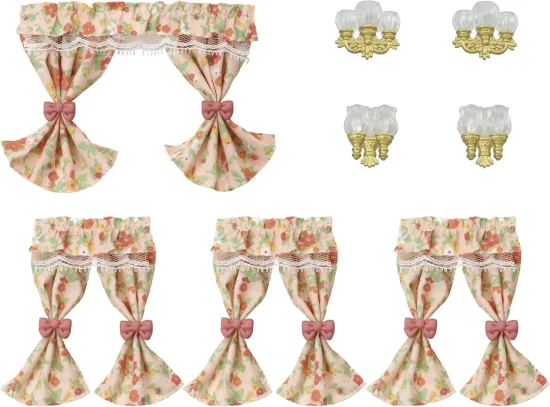 Conjunto Luminarias e Cortinas Sylvanian Families