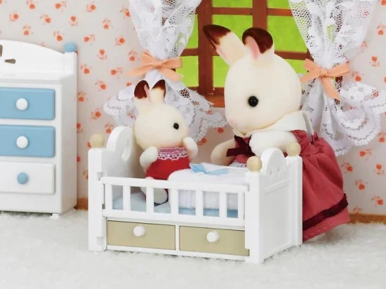 Sylvanian Families Beb Coelho Chocolate e Cama