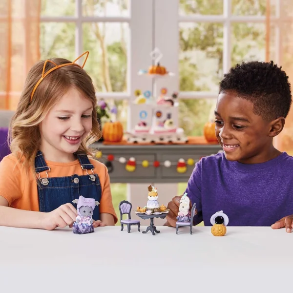 Conjunto Sylvanian Familes festa surpresa de Halloween