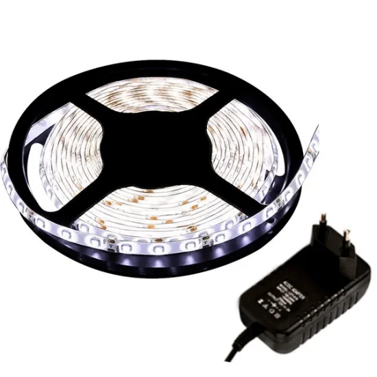 Fita de Led Branco Frio 300 leds 5 Metros