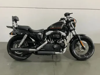 HARLEY DAVIDSON Sportster XL 1200 FORTY EIGHT - Foto