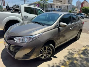 TOYOTA Yaris Sedan 1.5 16V 4P FLEX XL PLUS TECH MULTIDRIVE AUTOMTICO CVT - Foto