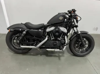 HARLEY DAVIDSON Sportster XL 1200 FORTY EIGHT - Foto