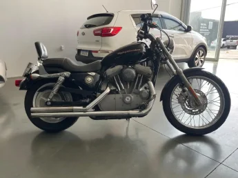 HARLEY DAVIDSON Sportster XL 883 CUSTOM - Foto