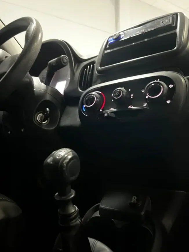 FIAT Mobi 1.0 4P FLEX DRIVE FIRE FLY