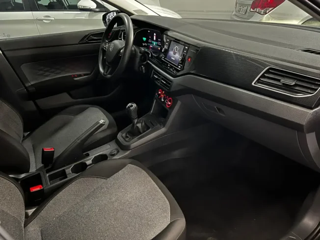 VOLKSWAGEN Virtus 1.0 4P 170 TSI AUTOM�TICO