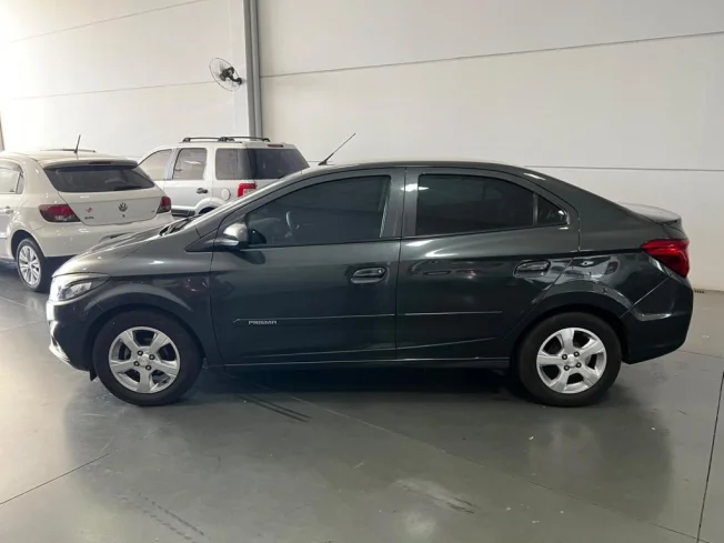 CHEVROLET Prisma 1.4 4P LT FLEX